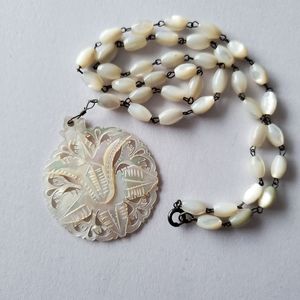 Vintage mother of pearl necklace